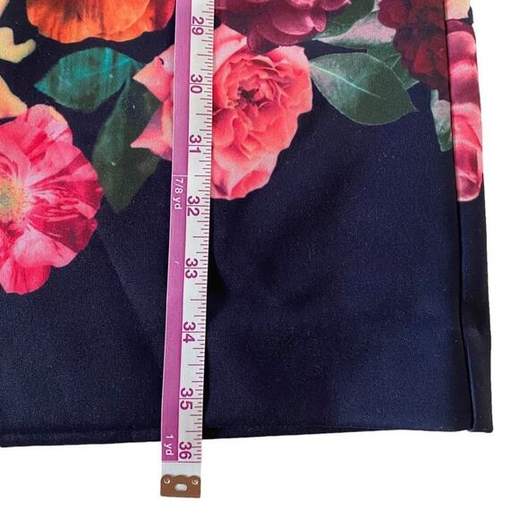 Vince Camuto Dress Women's Navy Floral Cap Sleeve  Knee Length Sz 12 - Picture 6 of 7